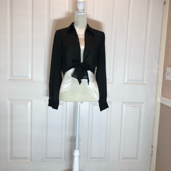 She’ll top - Picture 1 of 4